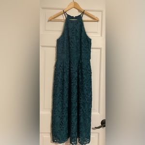 Loft green lace dress in size 4